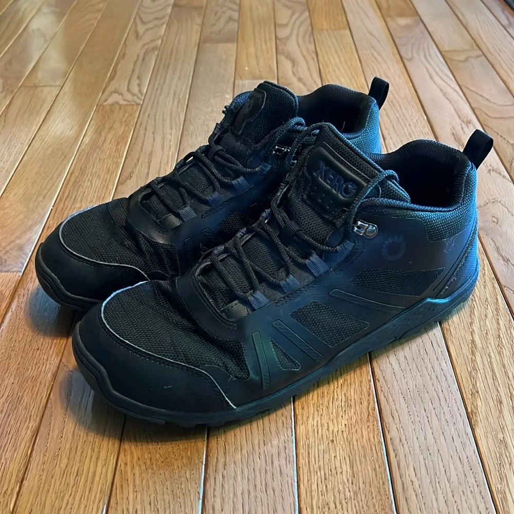 Men's Black All-Terrain Athletic Shoes